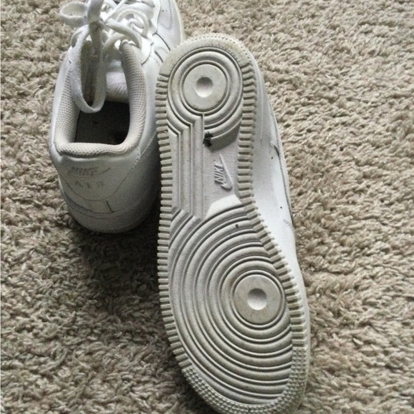 Nike Air Force 1 - Picture 10 of 16